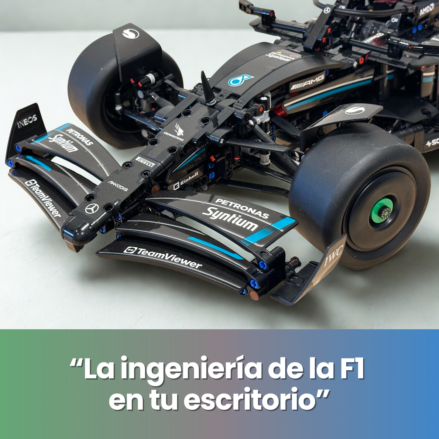 F1 W14 PETRONAS - 1642 Piezas 1:8